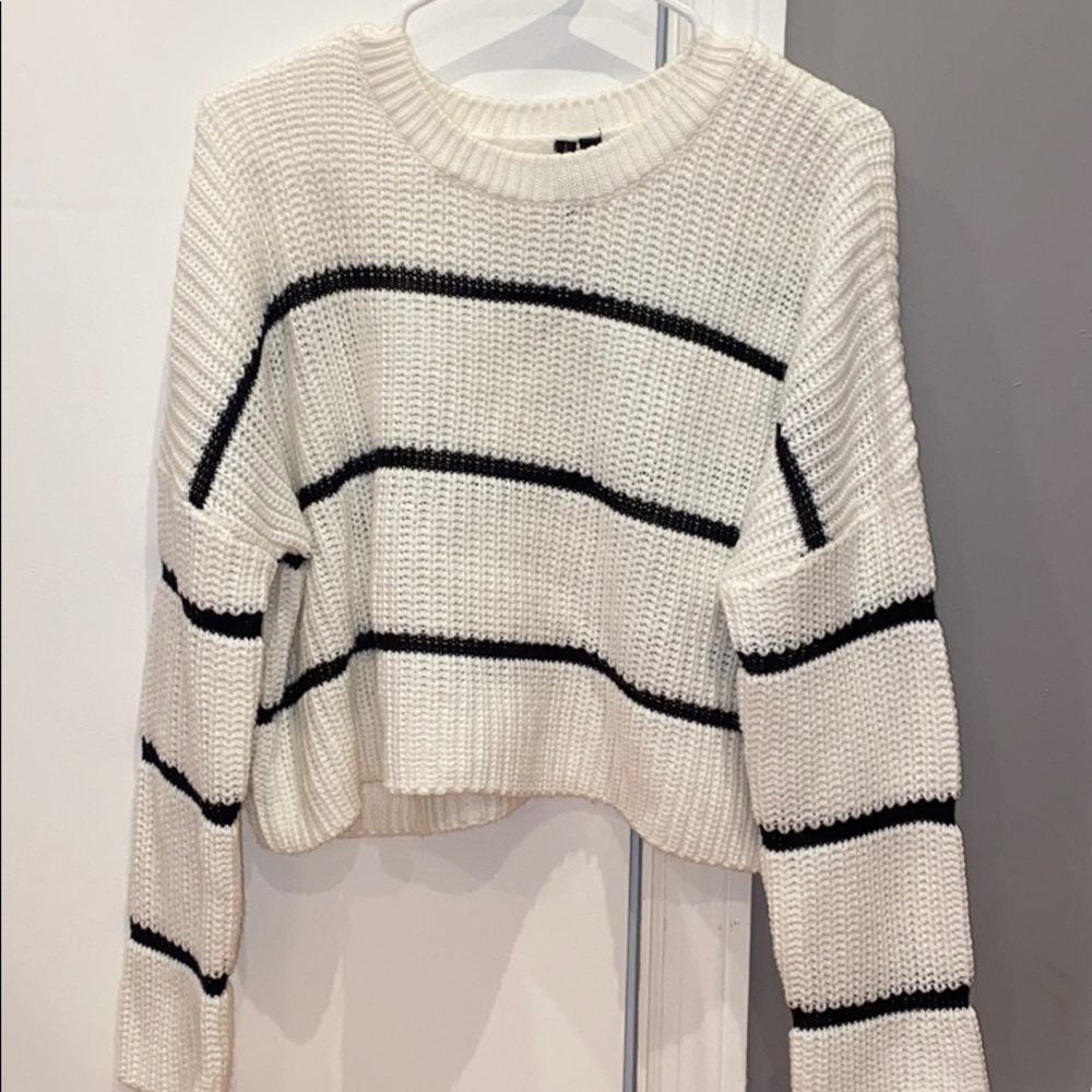 Cropped Sweater
